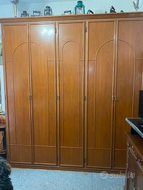 Armadio in legno