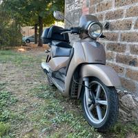 Scarabeo 150 cc