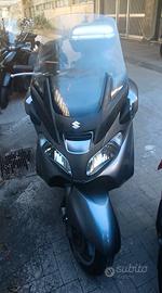 Suzuki Burgman 650