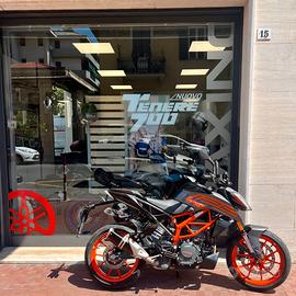 Ktm 125 Duke, garantita 12 mesi, finanziabile, tag