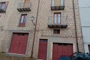 Sicilia Gangi ampia e luminosa terra tetto