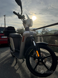 Scooter elettrico Askoll ES3 Evo