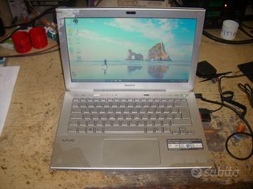 compiuter sonyvaio con hd ssd240gb ram6gb cpui7