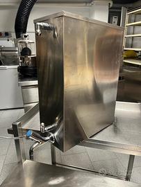 Dispenser per liquidi e kit per ghiaccioli