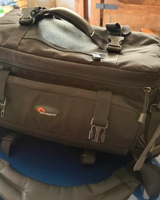Borsa fotografica LowePro Magnum AW