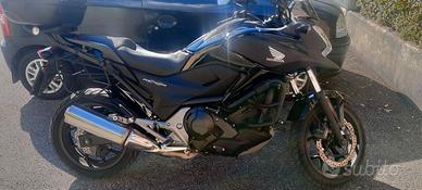 Honda 750 NC X DCT