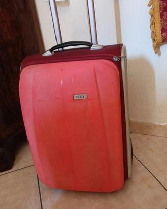 valigia Nki usata tolgo x passaggio a una più 