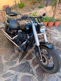 Honda Shadow Black Spirit VT750