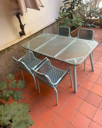 Tavolo da giardino