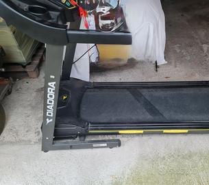 Tapirulan Trim5.5 Diadora