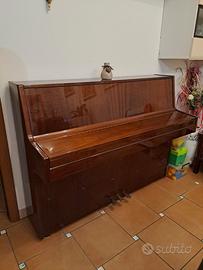 PIANOFORTE A MURO vexdo o affitxo