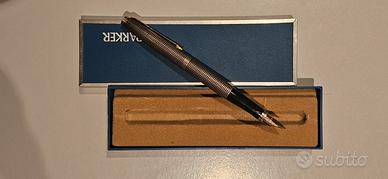 Penna stilografica Parker in argento 925