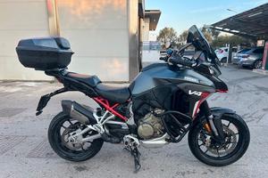 Ducati Multistrada v4s Performance