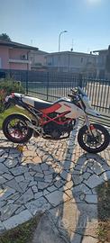 Ducati Hypermotard 1100