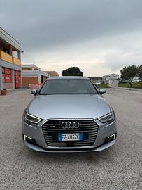 AUDI A3 SPB 40 e-tron S tronic Admired