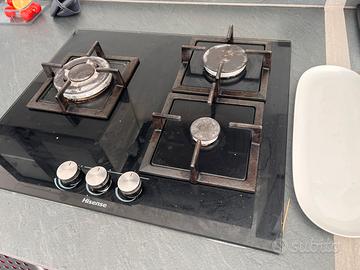 Lavandino e piastra del gas