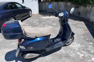 Vespa 150 LX
