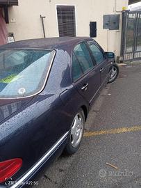 MERCEDES CLASSE E