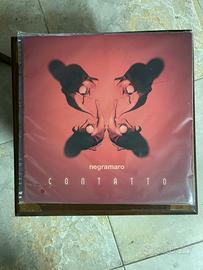 Negramaro contatto