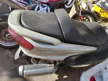 Yamaha Majesty