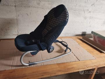 Dondolino per neonati