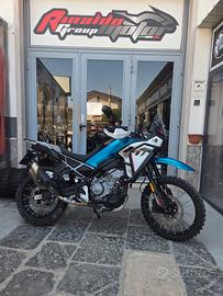 Cf Moto MT 450 soli 200km