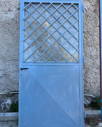 Porta in ferro