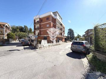 Appartamento di 120 m² con 4 locali a Valmontone