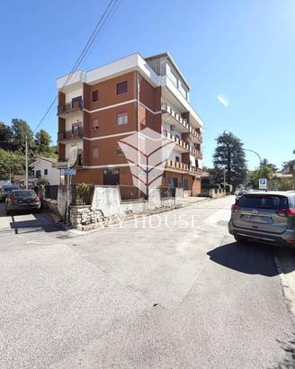 Appartamento di 120 m² con 4 locali a Valmontone