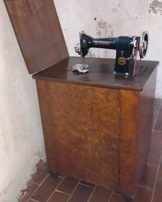 Macchina da cucire Bernina