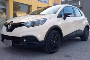 Renault Captur Benzina cc. 900 Turbo 5 Porte 5 Pos