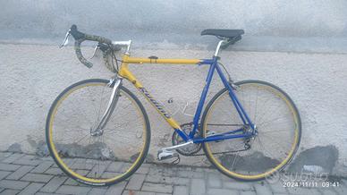 Bici da corsa rapporti 18 anno 2000  euro 600 trat