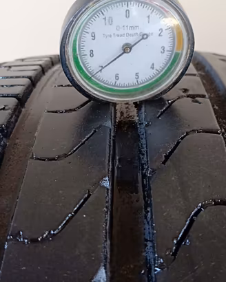 235 60 18 103V Pirelli Scorpion 