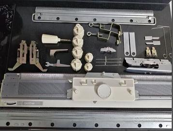 Macchina per maglieria Brother