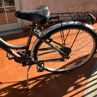 Bicicletta donna +porta bici