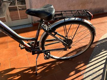 Bicicletta donna +porta bici