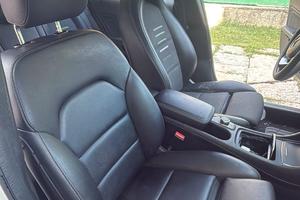 Mercedes classe A anno dal 2016 interno tappezzeri
