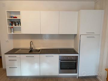 Cucina completa marca Cova