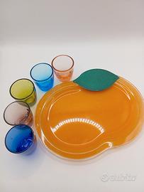 Vassoio a forma di arancia con 5 bicchieri colorat