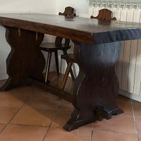 Tavolo in legno massello