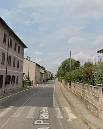 Bilocale con posto auto prvt  a Meda