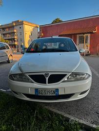 lancia Ypsilon 1.2 benzina 