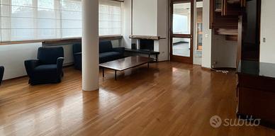 Parquet in ROVERE MASSELLO GRATIS – circa 130 mq