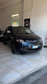 Lancia Ypsilon 1.0 FireFly 5 porte S&S Hybrid Ecoc