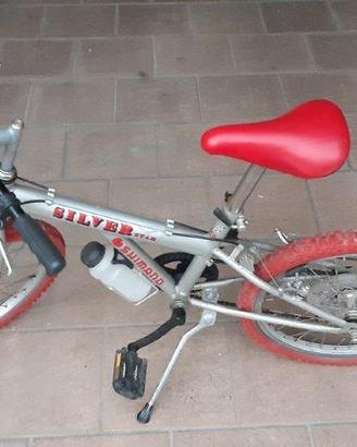 Bicicletta da bambino tipo Mountain Bike 3/8 anni