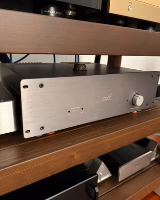 Amplificatore finale MOTIF MS1001 (Conrad Johnson)