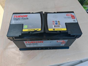batteria 12v  100ah 900A Marca Tudor 