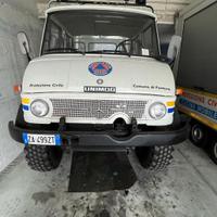 Mercedes unimog doppia gabbia