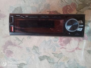 Stereo praticamente nuovo con bluetooth