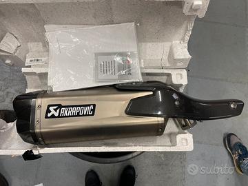TERMINALE AKRAPOVIC TITANIO HONDA NT 1100
